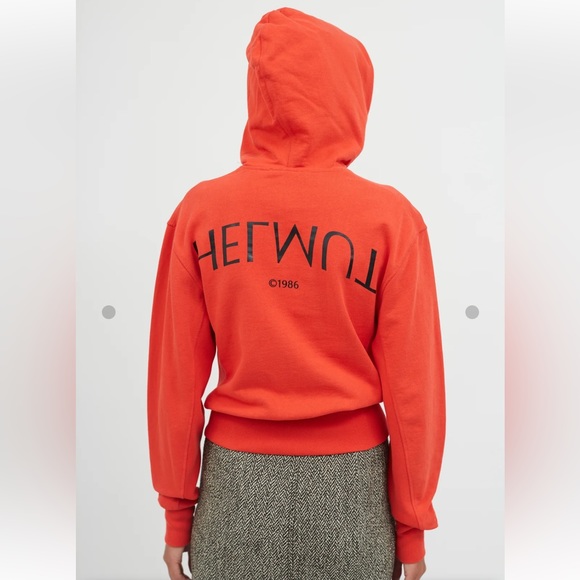 Helmut Lang hoodie in red featuring "L'Apocalypse Joyeuse 1986" - Picture 3 of 6